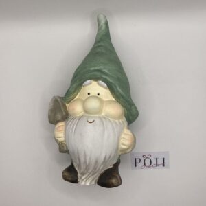 Nagy kerti törpe ásóval